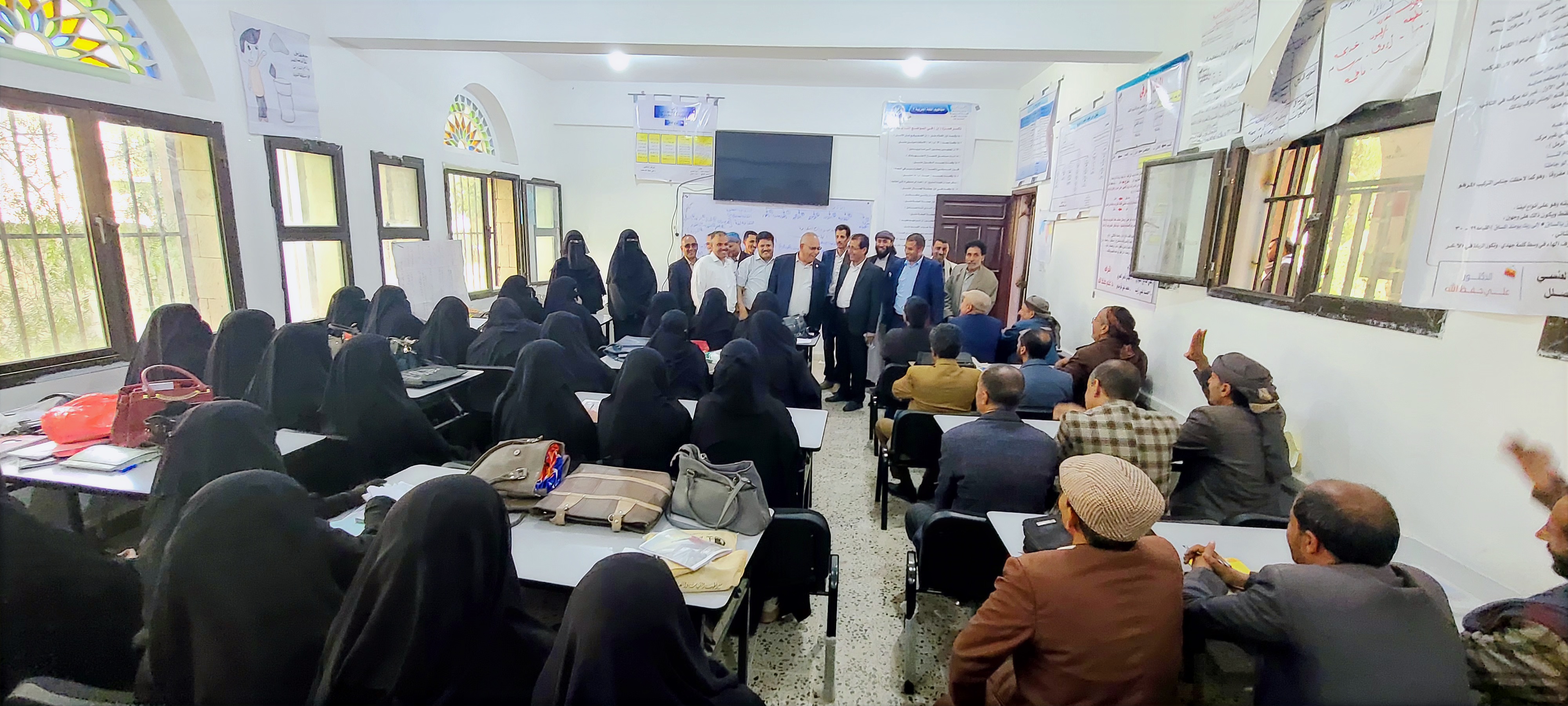 رئيس الجامعة يدشن العام الجامعي الجديد بكلية التربية
